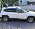 Джип Чероки 2017 в Киеве на Automoto.ua Белый Джип Чероки, объемом двигателя 0 л и пробегом 96 тыс. км за 9100 $, фото 2 на Automoto.ua