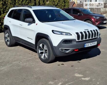 Білий Джип Cherokee, об'ємом двигуна 2.36 л та пробігом 119 тис. км за 17900 $, фото 1 на Automoto.ua