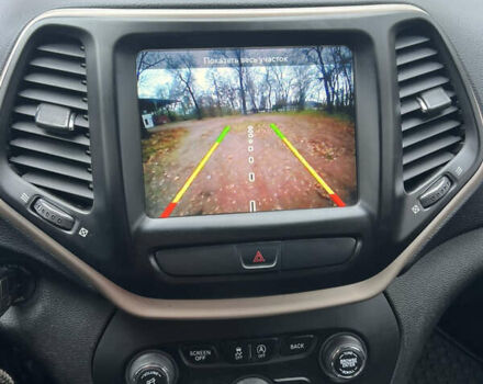 Белый Джип Чероки, объемом двигателя 3.2 л и пробегом 113 тыс. км за 15200 $, фото 17 на Automoto.ua