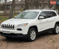 Белый Джип Чероки, объемом двигателя 3.2 л и пробегом 113 тыс. км за 15200 $, фото 1 на Automoto.ua