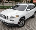 Білий Джип Cherokee, об'ємом двигуна 2.36 л та пробігом 177 тис. км за 13500 $, фото 1 на Automoto.ua