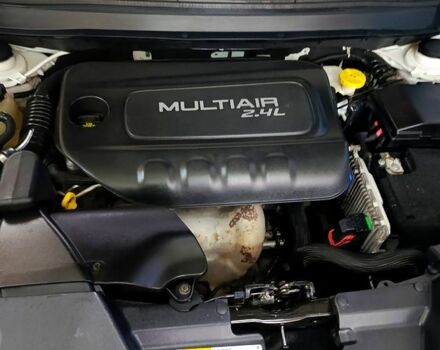 Джип Чероки 2017 в Кропивницком (Кировограде) на Automoto.ua Белый Джип Чероки, объемом двигателя 2.4 л и пробегом 217 тыс. км за 16500 $, фото 8 на Automoto.ua