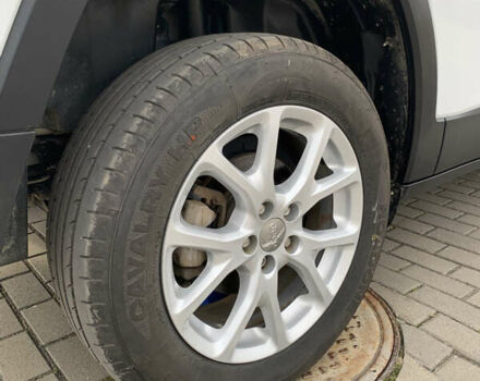 Белый Джип Чероки, объемом двигателя 2.36 л и пробегом 135 тыс. км за 12600 $, фото 24 на Automoto.ua