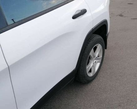 Белый Джип Чероки, объемом двигателя 0 л и пробегом 112 тыс. км за 7800 $, фото 5 на Automoto.ua