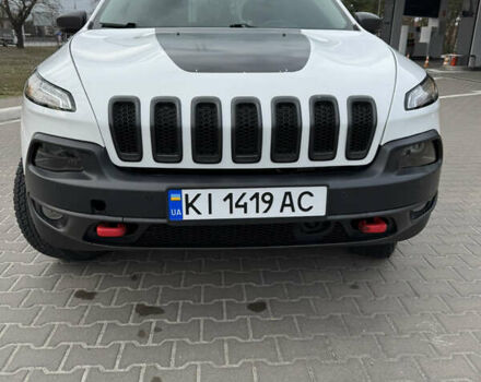 Белый Джип Чероки, объемом двигателя 2.4 л и пробегом 85 тыс. км за 15500 $, фото 5 на Automoto.ua