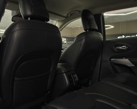 Джип Cherokee 2017 у Миколаєві на Automoto.ua Білий Джип Cherokee, об'ємом двигуна 2.4 л та пробігом 107 тис. км за 12999 $, фото 5 на Automoto.ua