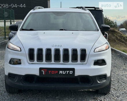 Білий Джип Cherokee, об'ємом двигуна 2.4 л та пробігом 92 тис. км за 13300 $, фото 7 на Automoto.ua