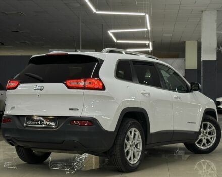 Джип Cherokee 2017 у Миколаєві на Automoto.ua Білий Джип Cherokee, об'ємом двигуна 2.4 л та пробігом 107 тис. км за 12999 $, фото 2 на Automoto.ua