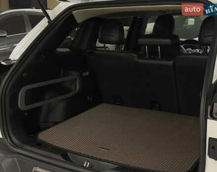 Белый Джип Чероки, объемом двигателя 2.36 л и пробегом 107 тыс. км за 12699 $, фото 24 на Automoto.ua