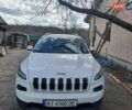 Белый Джип Чероки, объемом двигателя 2.36 л и пробегом 106 тыс. км за 16500 $, фото 17 на Automoto.ua