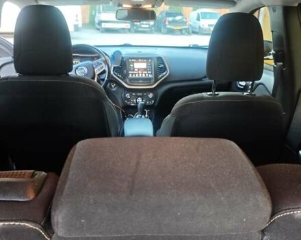 Білий Джип Cherokee, об'ємом двигуна 3.24 л та пробігом 131 тис. км за 13200 $, фото 20 на Automoto.ua