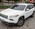 Белый Джип Чероки, объемом двигателя 2.36 л и пробегом 177 тыс. км за 13500 $, фото 1 на Automoto.ua