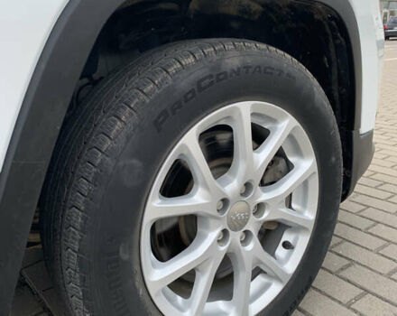 Белый Джип Чероки, объемом двигателя 2.36 л и пробегом 135 тыс. км за 12600 $, фото 23 на Automoto.ua