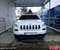 Белый Джип Чероки, объемом двигателя 3.2 л и пробегом 98 тыс. км за 14500 $, фото 1 на Automoto.ua