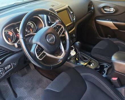 Білий Джип Cherokee, об'ємом двигуна 3.24 л та пробігом 131 тис. км за 13200 $, фото 10 на Automoto.ua