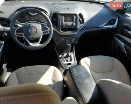 Білий Джип Cherokee, об'ємом двигуна 2.4 л та пробігом 180 тис. км за 6900 $, фото 10 на Automoto.ua