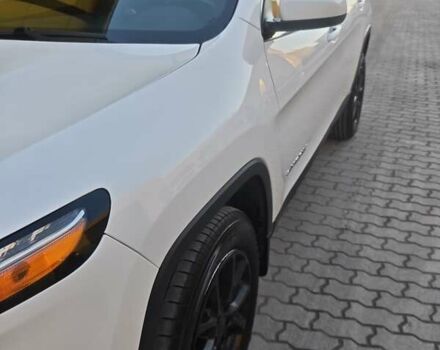 Білий Джип Cherokee, об'ємом двигуна 3.24 л та пробігом 131 тис. км за 13200 $, фото 6 на Automoto.ua