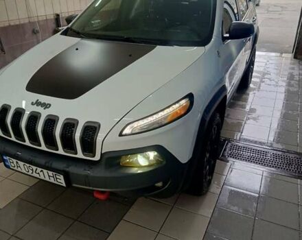 Джип Чероки 2017 в Кропивницком (Кировограде) на Automoto.ua Белый Джип Чероки, объемом двигателя 2.36 л и пробегом 217 тыс. км за 16500 $, фото 17 на Automoto.ua