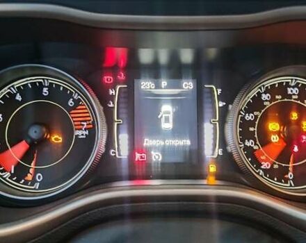 Белый Джип Чероки, объемом двигателя 2.4 л и пробегом 166 тыс. км за 14400 $, фото 11 на Automoto.ua