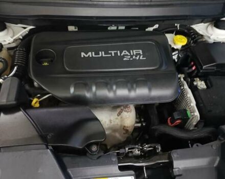 Джип Чероки 2017 в Кропивницком (Кировограде) на Automoto.ua Белый Джип Чероки, объемом двигателя 2.36 л и пробегом 217 тыс. км за 16500 $, фото 1 на Automoto.ua