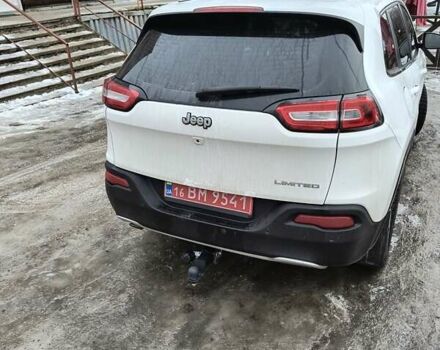 Джип Чероки 2017 в Валках на Automoto.ua Белый Джип Чероки, объемом двигателя 2.36 л и пробегом 125 тыс. км за 15900 $, фото 3 на Automoto.ua