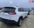 Білий Джип Cherokee, об'ємом двигуна 2.4 л та пробігом 180 тис. км за 6900 $, фото 4 на Automoto.ua