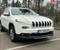 Білий Джип Cherokee, об'ємом двигуна 2.36 л та пробігом 146 тис. км за 13700 $, фото 8 на Automoto.ua