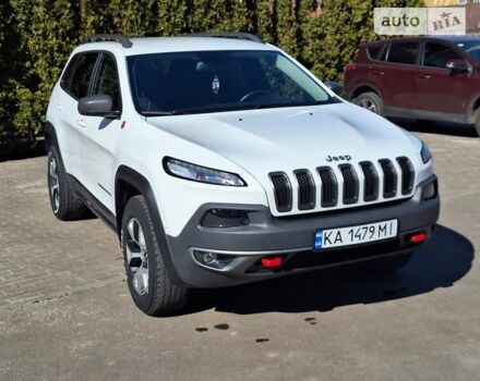 Білий Джип Cherokee, об'ємом двигуна 2.36 л та пробігом 119 тис. км за 17900 $, фото 3 на Automoto.ua