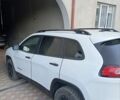 Білий Джип Cherokee, об'ємом двигуна 2.36 л та пробігом 53 тис. км за 13500 $, фото 1 на Automoto.ua