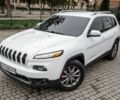 Белый Джип Чероки, объемом двигателя 2.4 л и пробегом 177 тыс. км за 13500 $, фото 1 на Automoto.ua