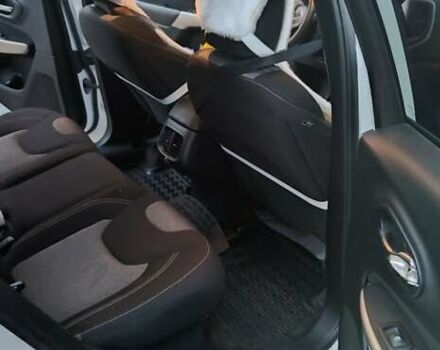 Белый Джип Чероки, объемом двигателя 2.4 л и пробегом 166 тыс. км за 14400 $, фото 7 на Automoto.ua