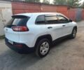 Білий Джип Cherokee, об'ємом двигуна 2.4 л та пробігом 262 тис. км за 10900 $, фото 4 на Automoto.ua