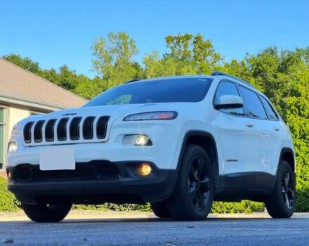 Белый Джип Чероки, объемом двигателя 3.2 л и пробегом 36 тыс. км за 12100 $, фото 2 на Automoto.ua