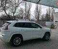 Белый Джип Чероки, объемом двигателя 2.36 л и пробегом 137 тыс. км за 16000 $, фото 3 на Automoto.ua