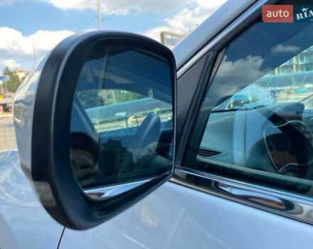 Білий Джип Cherokee, об'ємом двигуна 2.4 л та пробігом 79 тис. км за 15400 $, фото 11 на Automoto.ua