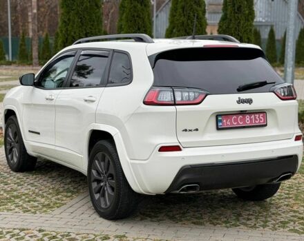 Белый Джип Чероки, объемом двигателя 0 л и пробегом 114 тыс. км за 17800 $, фото 3 на Automoto.ua