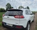 Білий Джип Cherokee, об'ємом двигуна 2.36 л та пробігом 210 тис. км за 12500 $, фото 6 на Automoto.ua