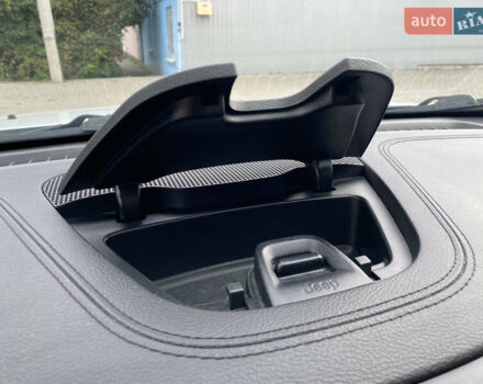 Білий Джип Cherokee, об'ємом двигуна 2.36 л та пробігом 149 тис. км за 13800 $, фото 26 на Automoto.ua