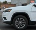 Белый Джип Чероки, объемом двигателя 2.4 л и пробегом 156 тыс. км за 18290 $, фото 3 на Automoto.ua