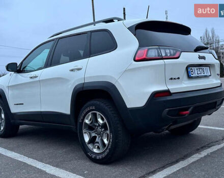 Білий Джип Cherokee, об'ємом двигуна 3.24 л та пробігом 102 тис. км за 22000 $, фото 4 на Automoto.ua