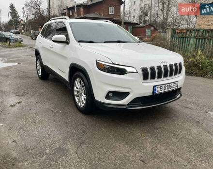 Білий Джип Cherokee, об'ємом двигуна 2.36 л та пробігом 157 тис. км за 15500 $, фото 1 на Automoto.ua