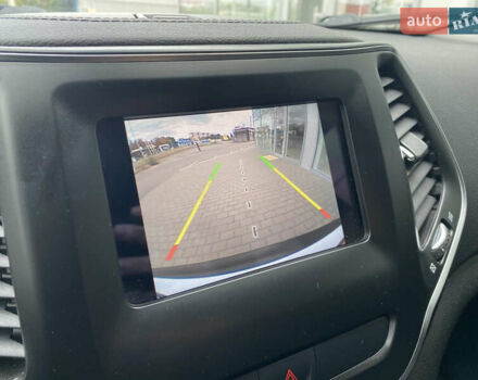 Білий Джип Cherokee, об'ємом двигуна 2.36 л та пробігом 149 тис. км за 13800 $, фото 43 на Automoto.ua