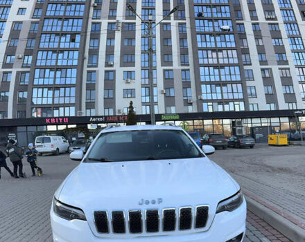 Белый Джип Чероки, объемом двигателя 2.36 л и пробегом 147 тыс. км за 15999 $, фото 3 на Automoto.ua