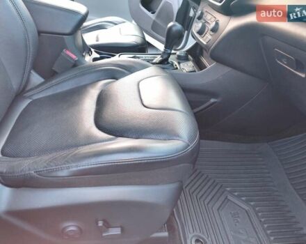 Білий Джип Cherokee, об'ємом двигуна 2 л та пробігом 75 тис. км за 22999 $, фото 19 на Automoto.ua