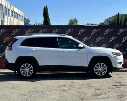 Білий Джип Cherokee, об'ємом двигуна 2.36 л та пробігом 101 тис. км за 17300 $, фото 3 на Automoto.ua