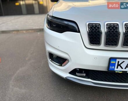 Белый Джип Чероки, объемом двигателя 3.24 л и пробегом 124 тыс. км за 21500 $, фото 6 на Automoto.ua