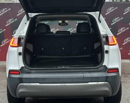 Білий Джип Cherokee, об'ємом двигуна 2.36 л та пробігом 127 тис. км за 16800 $, фото 11 на Automoto.ua