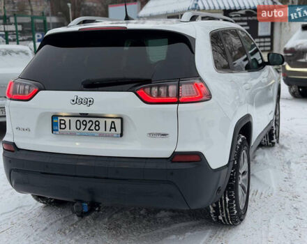 Белый Джип Чероки, объемом двигателя 2.36 л и пробегом 146 тыс. км за 16950 $, фото 7 на Automoto.ua