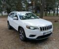 Білий Джип Cherokee, об'ємом двигуна 2.36 л та пробігом 127 тис. км за 17300 $, фото 1 на Automoto.ua