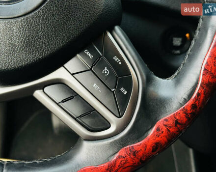 Білий Джип Cherokee, об'ємом двигуна 2.36 л та пробігом 150 тис. км за 17900 $, фото 29 на Automoto.ua